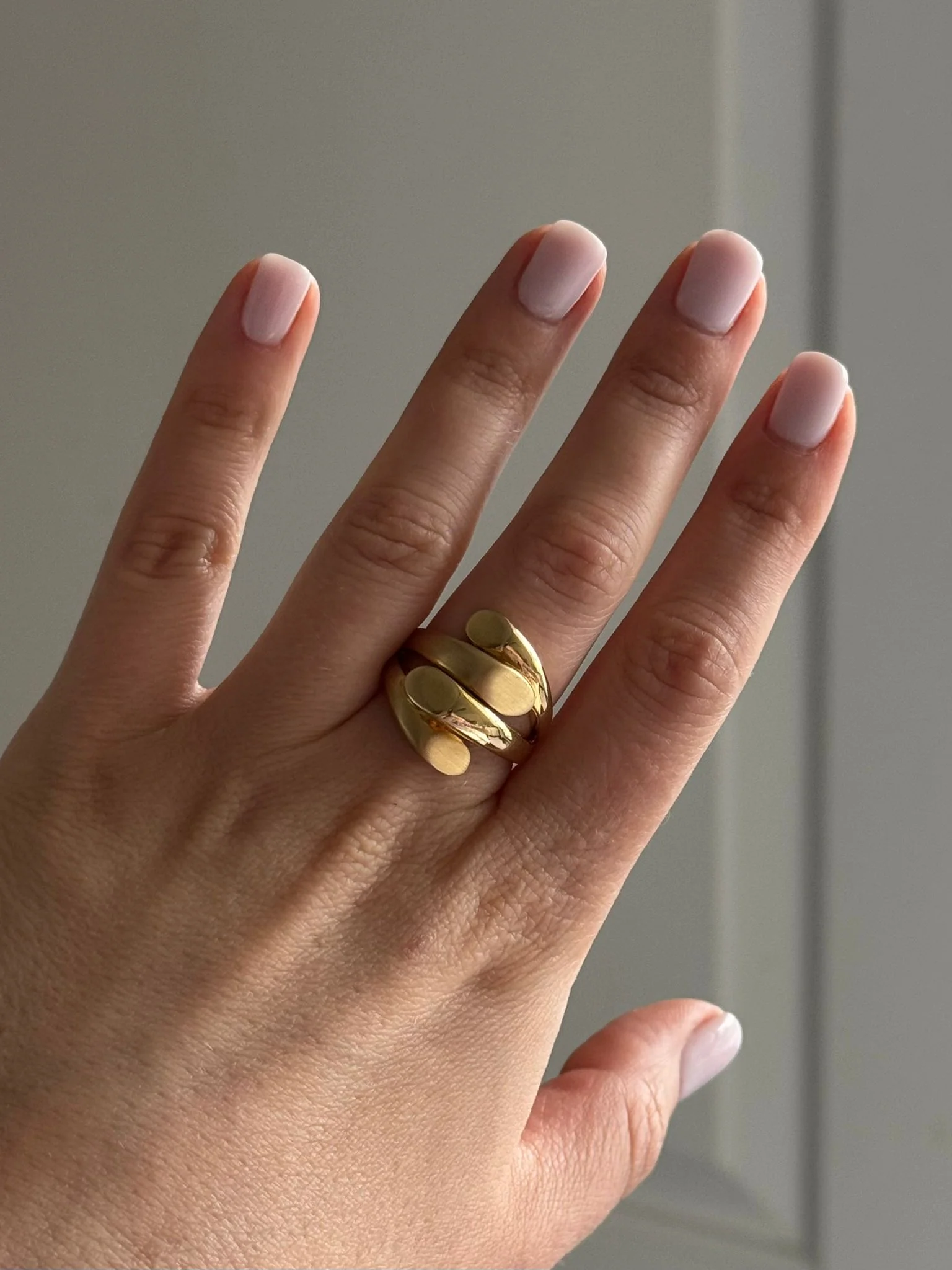 Ring in 14K/585 Yellow Gold with Matte Effect Details - Image 2