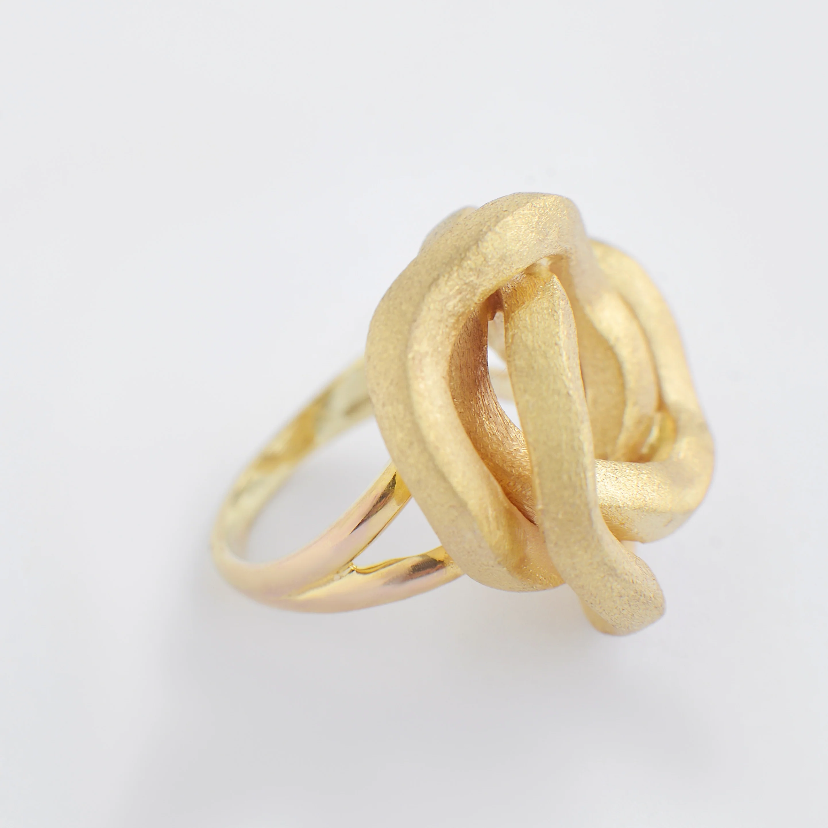 Ring in Matte 14K/585 Yellow Gold - Image 3