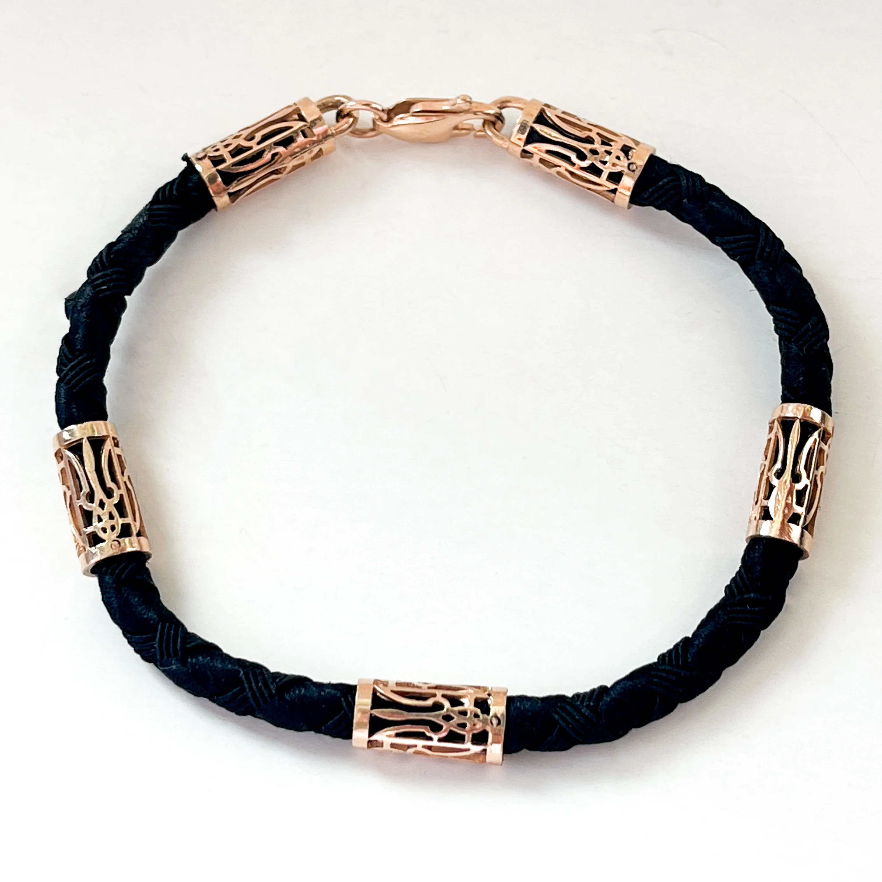 Silk Rope Bracelet with Tryzubs and Lock in 14K/585 Rose Gold - Image 4