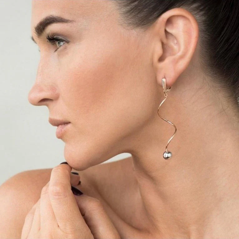 Spiral Earrings with Spheres in 14K/585 Yellow and White Gold - Image 2