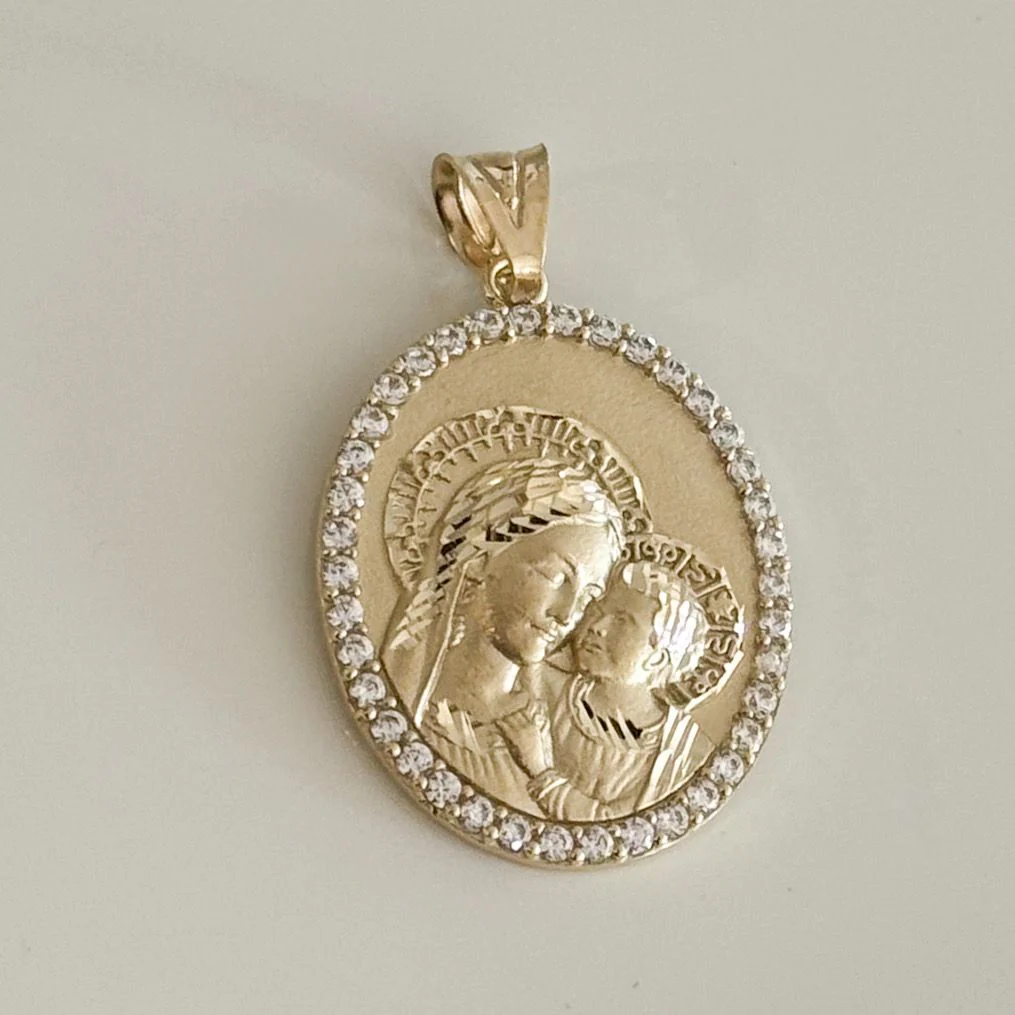 Virgin Mary and Child Religious Pendant in 14K/585 Yellow Gold with Cubic Zirconia - Image 2