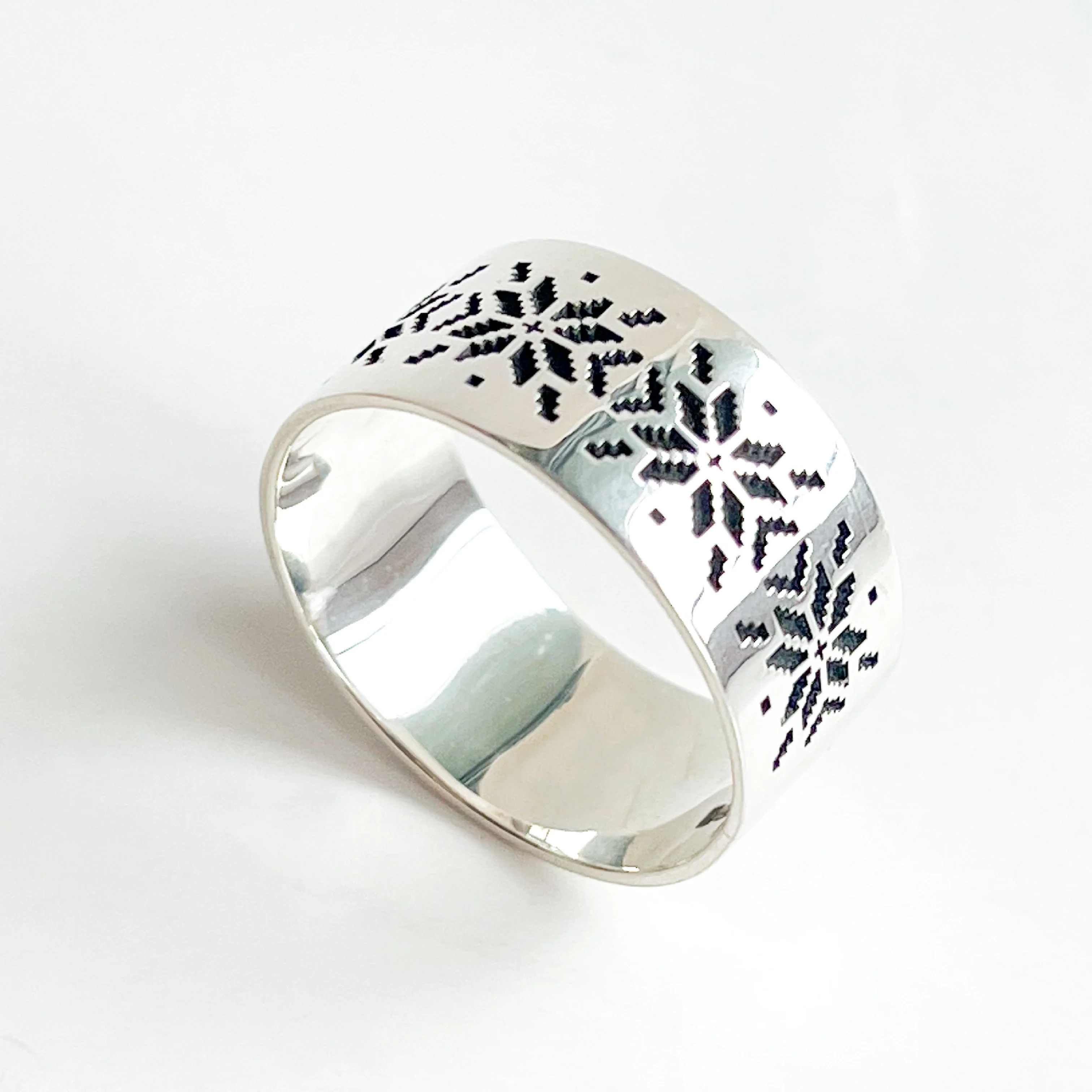 925 Sterling Silver Vyshyvanka Ring - Image 3