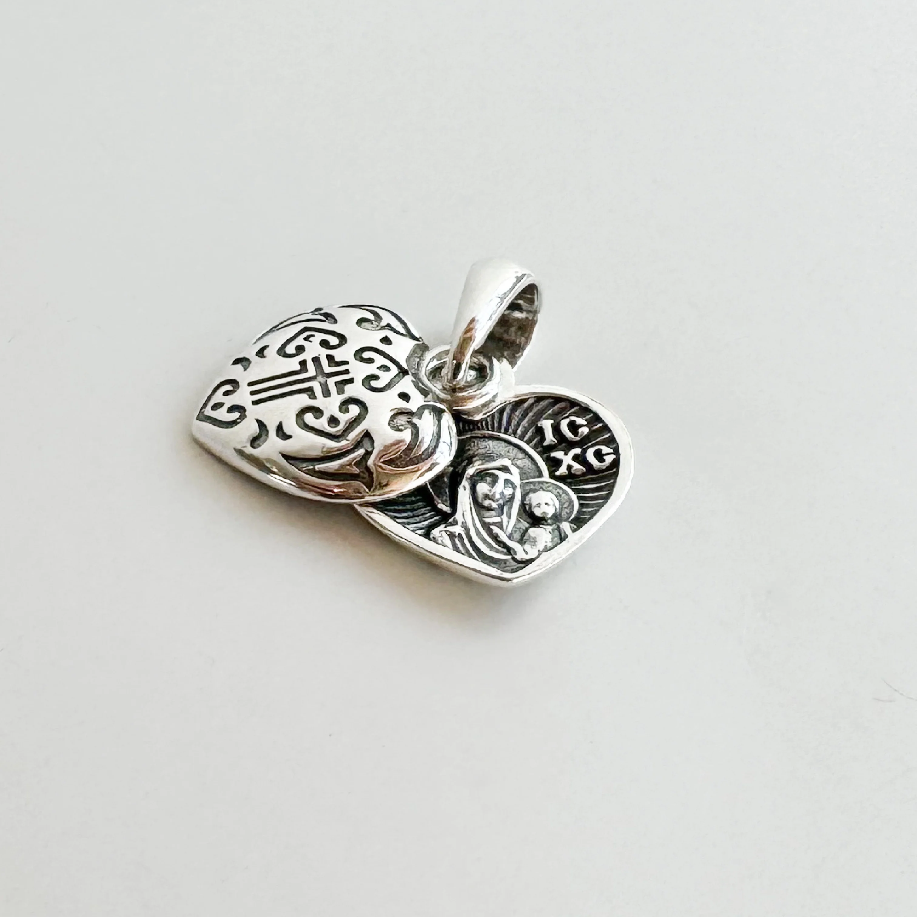 925 Sterling Silver Heart Religious Pendant St. Mary and Jesus - Image 3