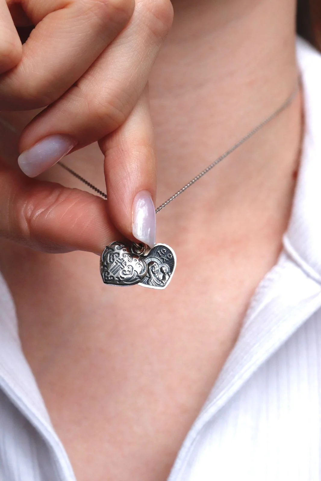 925 Sterling Silver Heart Religious Pendant St. Mary and Jesus - Image 5