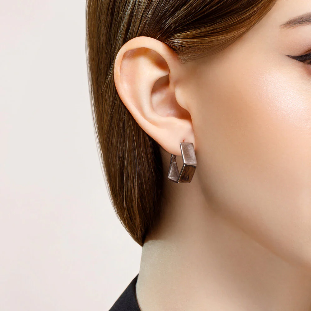 925 Sterling Silver Lever Back Earrings - Image 2