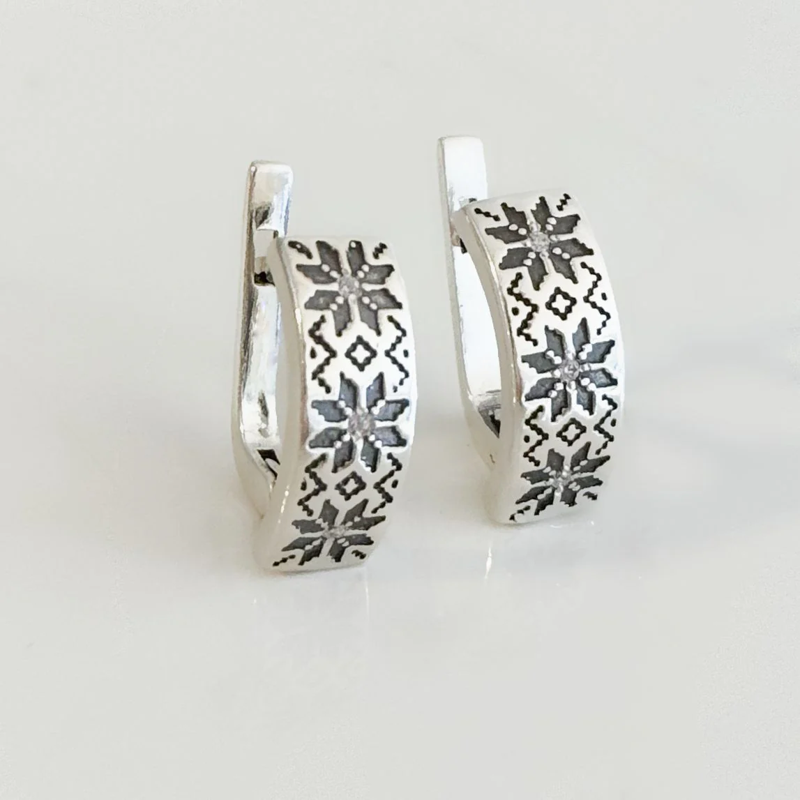 925 Sterling Silver Lever Back Earrings "Vyshyvanka" with Clear Cubic Zirconia - Image 2
