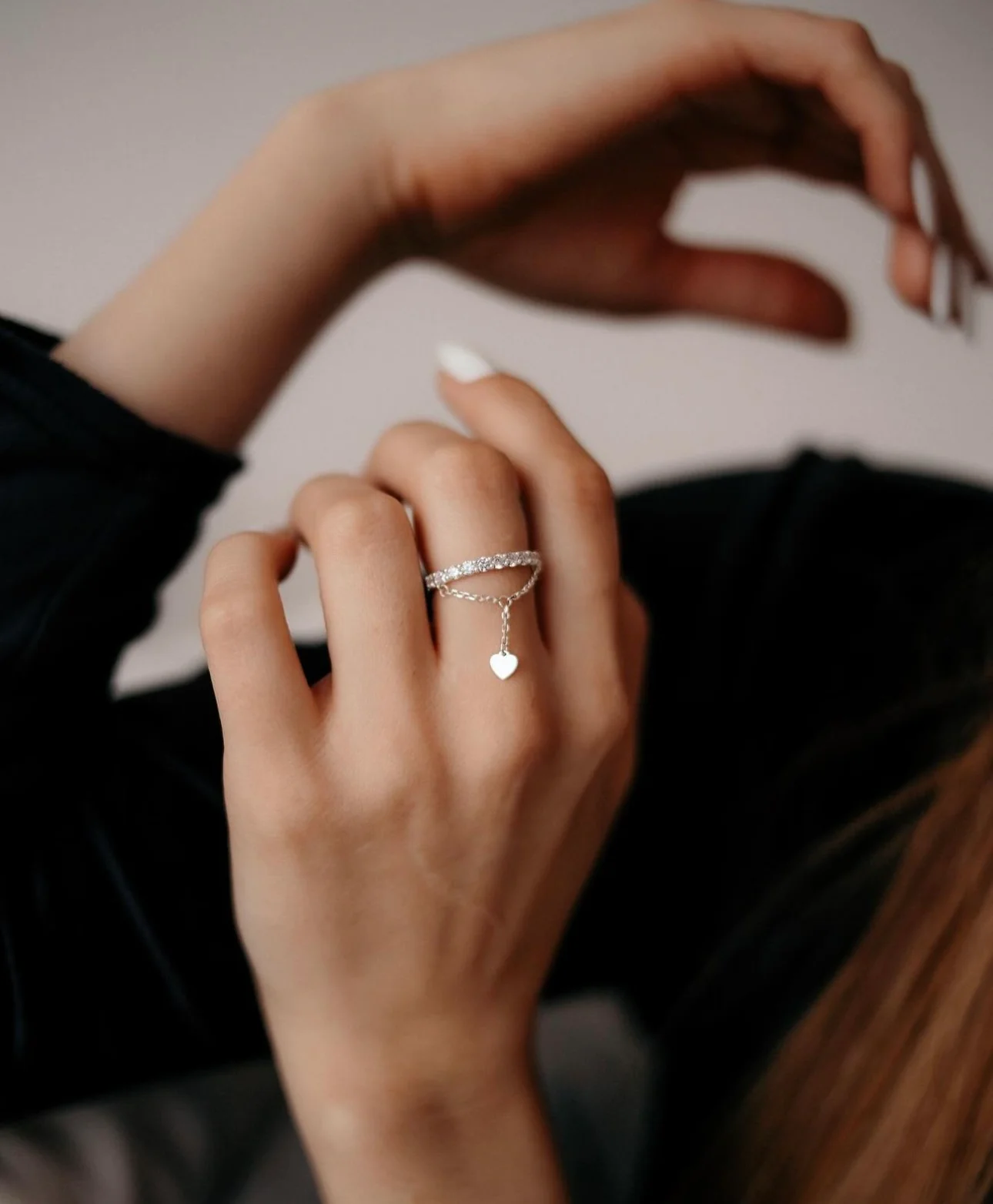 925 Sterling Silver Ring with Cubic Zirconia - Image 2