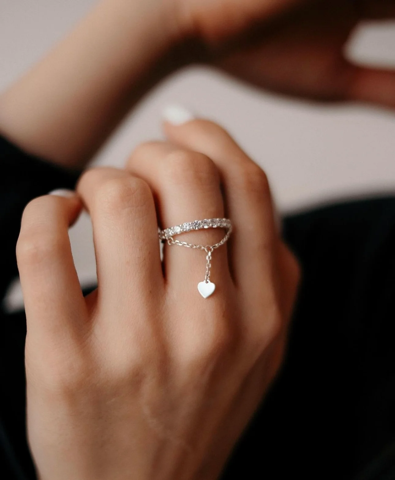 925 Sterling Silver Ring with Cubic Zirconia - Image 3