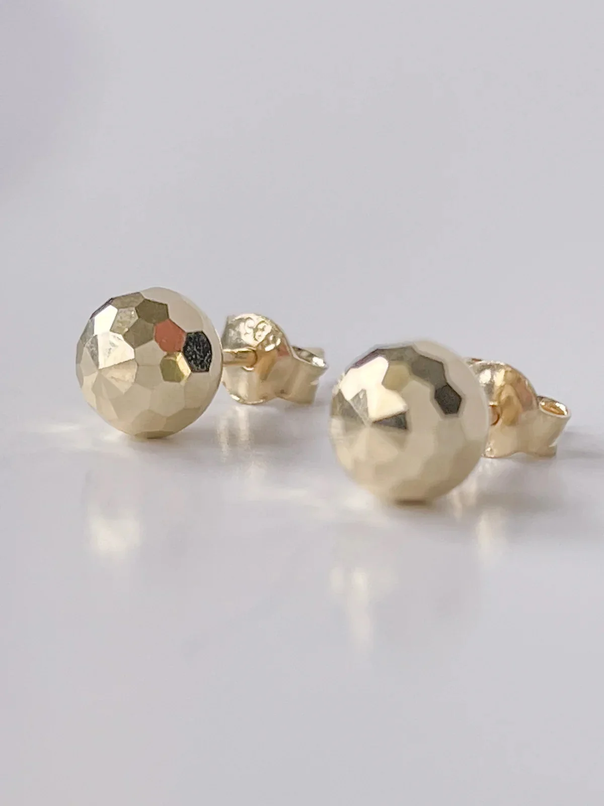 Stud Earrings in 14K/585 Yellow Gold - Image 2