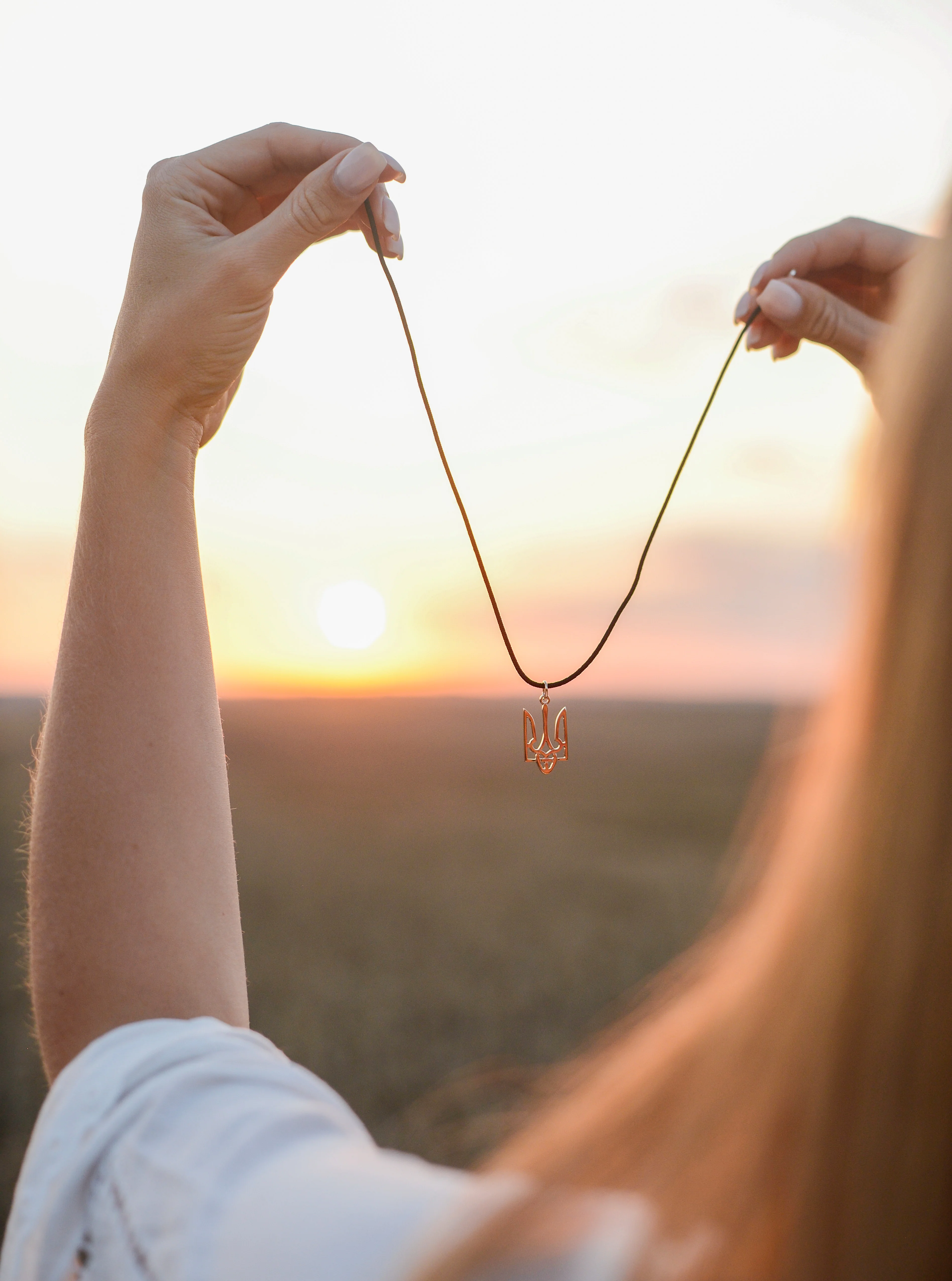 Tryzub Pendant in 14K/585 Rose Gold - Image 4
