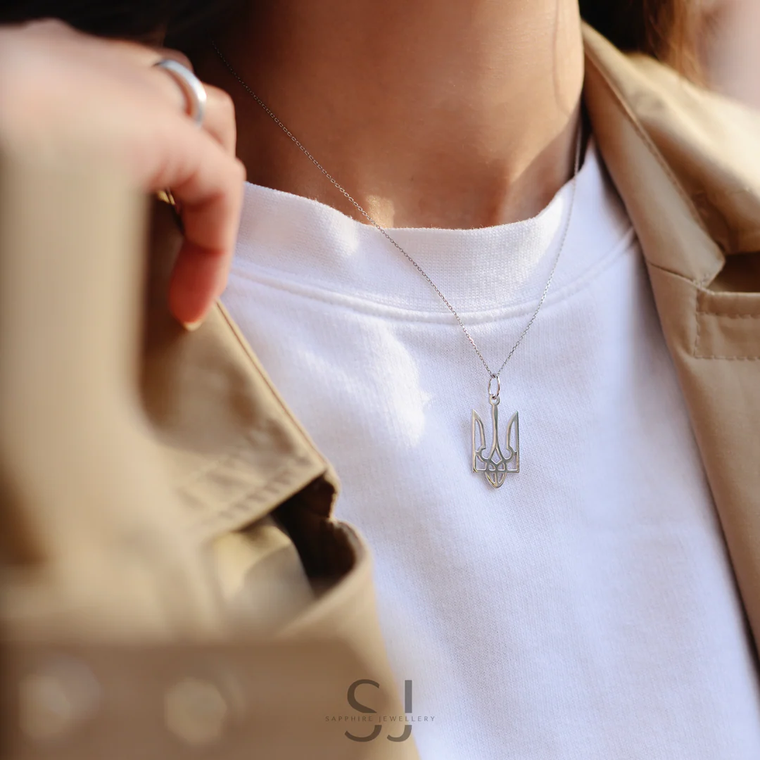 Tryzub Pendant in 14K/585 White Gold - Image 4